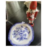 SPODE PLATE, NUTCRACKER