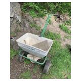 PRIZE LAWN SPREADER