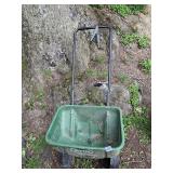 SCOTTS LAWN SPREADER
