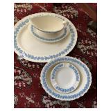 WEDGWOOD SERVING TRAY, 2 BOWLS, GRAVY BOAT, 2