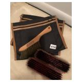 SHOE BRUSHES