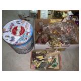 DRIED FLOWER SUPPLIES, WIRE, SUGAR IN TIN