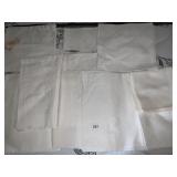 TABLE CLOTHES & NAPKINS