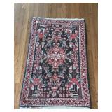 39X25 FRINGED AREA RUG