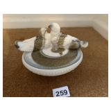 WESTMORELAND CARMEL AND WHITE MILK GLASS NESTING