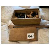 CHESS FIGURES, BACK SCRATCHER