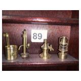 MADE IN HOLLAND MINIATURE BRASS FIGURES