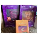 1 SKULL LAWN STAKE SET, CAT, GHOST