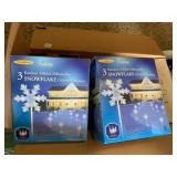 SNOWFLAKE LIGHTS & 2 BOXES FROSTED BULBS IN