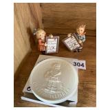 GOEBEL PLAQUE, CHARTER HUMMEL CLUB SIGNS