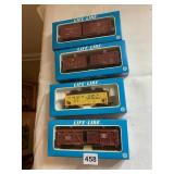 LIFE LIKE ROLLING STOCK SANTA-FE, UNION PACIFIC