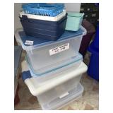4 TOTES AND 4 STORAGE ORGANIZERS