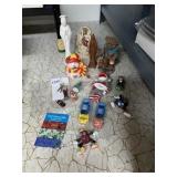 PIRATES BALL, MONKEY W/ STEVE PLAQUE