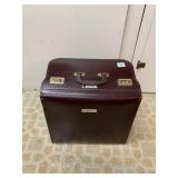 TOTE WITH CAROUSEL SLIDE PROJECTOR