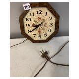 ELECTRIC CLOCK WITH CORD