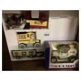 METAL TOYS AND OTHER DECORATIVE VEHICLES