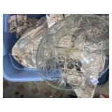 PUNCH BOWL AND GLASS SET