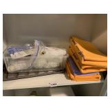 SHAM WOW CLOTHES, LIGHT BULBS