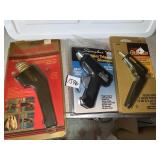 GLUE GUNS, WALL MOUNTING SYSTEM