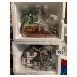 VILLAGE CHRISTMAS SCENE ILLUMINATED