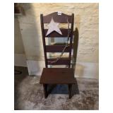 WOOD CHAIR W/ STAR ACCENT