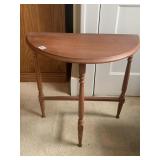 FLAT WALL WOOD TABLE