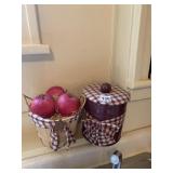 BASKET WITH ARTIFICIAL APPLES WITH CANISTER