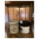 ROSEVILLE CROCK ONE W/ COW DESIGN