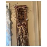 SHUTTER W/ STAR ACCENT