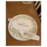 "PEARL" 25TH ANNIVERSARY PLATE AND LIFTER