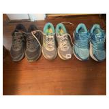 SIZE 6.5 TENNIS SHOES 3 PAIRS