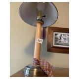 SPOOL LAMP W/ SHADE & CARVED FRAME PRINT