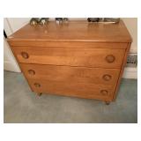 VIRGINIA HOUSE VINTAGE 3 DRAWER DRESSER, TOP HAS