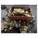 WOOD SLED, DRIED ARRANGEMENTS