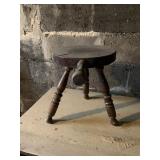 STOOL WITH HANDLE