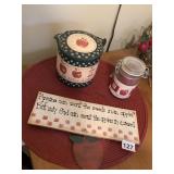 WOODEN APPLE DECORATIONS