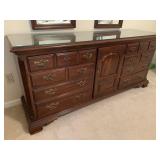 THOMAS VILLE DRESS WITH GLASS TOP COVER, 32" X