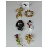 SIX PINS GOLD TONE CIRCLE PIN SNOWMAN CAT IN A