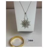 SILVER TONE CHAIN NECKLACE WITH LARGE RHINESTONE