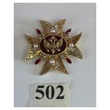 GOLD TONE PIN WITH EAGLE EMBLEM CENTER TINY PEARL