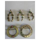 TWO CIRCLE PINS THREE WISH BONE PINS WITH GREEN