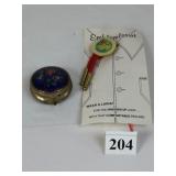 SMALL ENAMEL TOP BRASS PILL BOX LID WONï¿½T SHUT