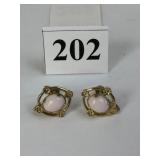 14K VINTAGE SCREW BACK EARRINGS MARKED AMCO