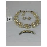 DOUBLE STRAND PEARL AND CRYSTAL BEAD NECKLACE