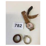 DR SUESS WRISTWATCH BAND IS BROKEN ONE SIDE