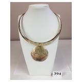 STERLING SILVER CHOKER NECKLACE WITH LARGE