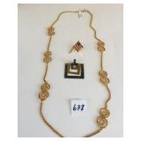 BEN AMON GOLD TONE NECKLACE FLAG PIN TRIPLE OPEN