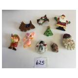 GROUP OF RESIN PINS CHRISTMAS SCOTTIE DOG