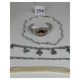 SILVER TONE RHINES STONE BRACELET CHARM BRACELET