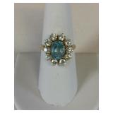 14K GOLD RING SIZE 7.5 WITH BLUE STONE POSSIBLY